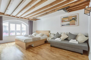 Charming Apartment Center of Paris By Studio Prestige